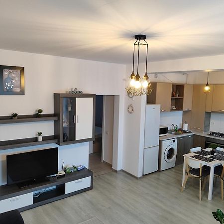 Beach View Apartment นาโวดาริ ภายนอก รูปภาพ
